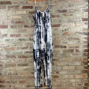 Luuske wide leg jumpsuit medium